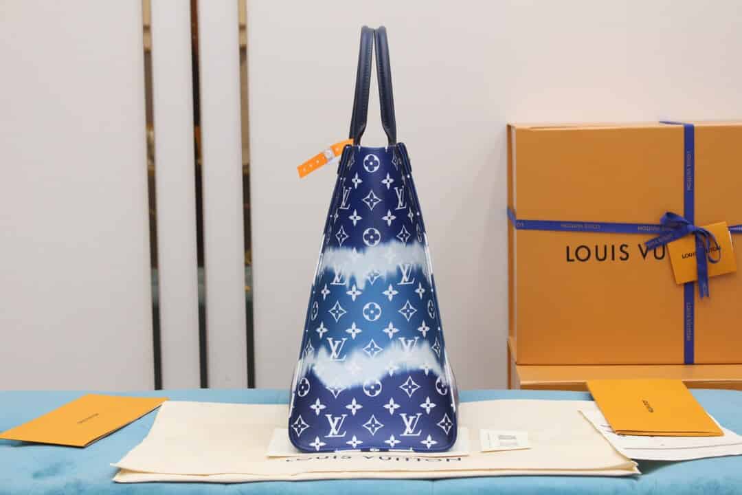 LV M45120 夏日系列ONTHEGO蓝色渐变托特手提购物袋