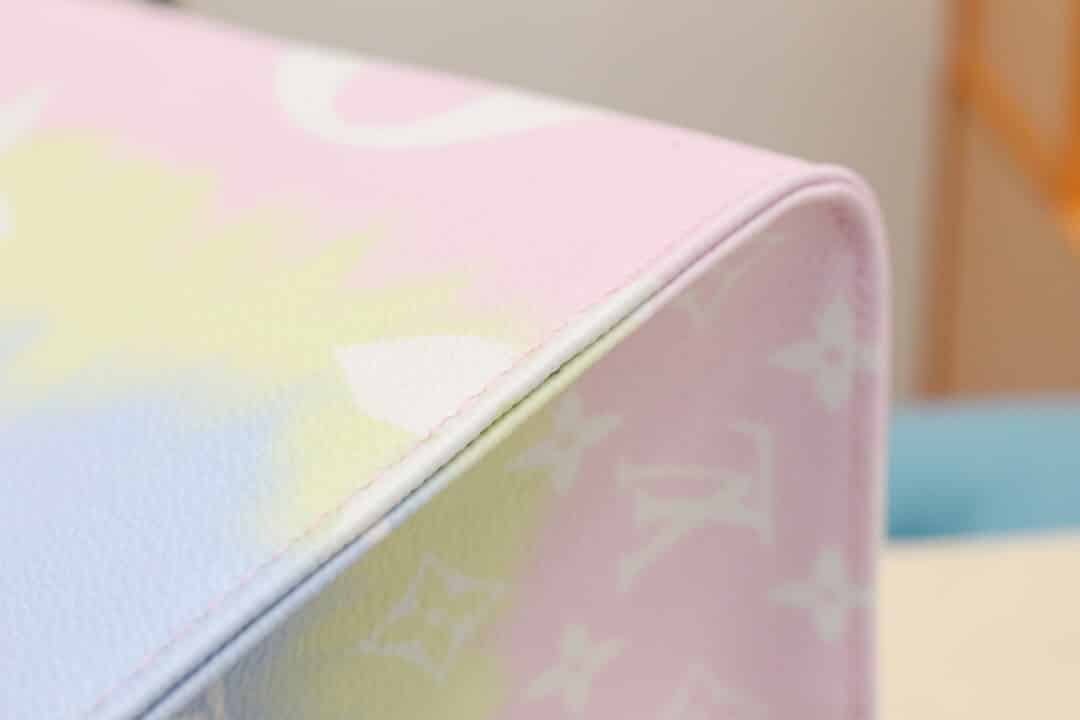 LV M45119 夏日系列ONTHEGO粉色渐变托特手提购物袋