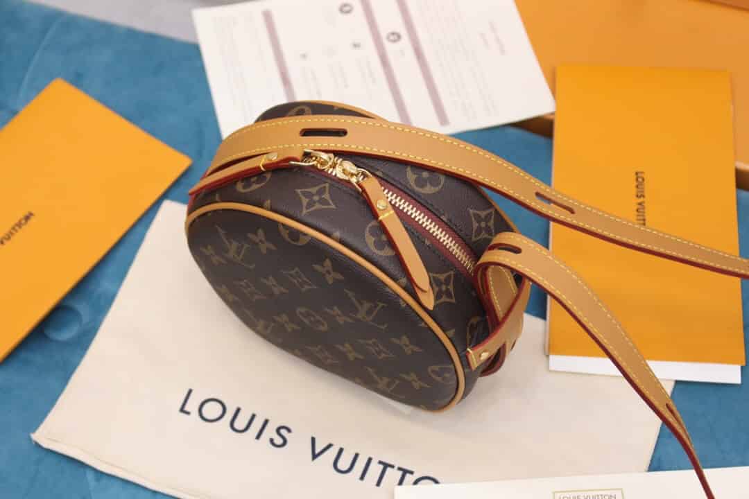 LV 2020新款老花圆饼包小号女包单肩斜挎包 M45149