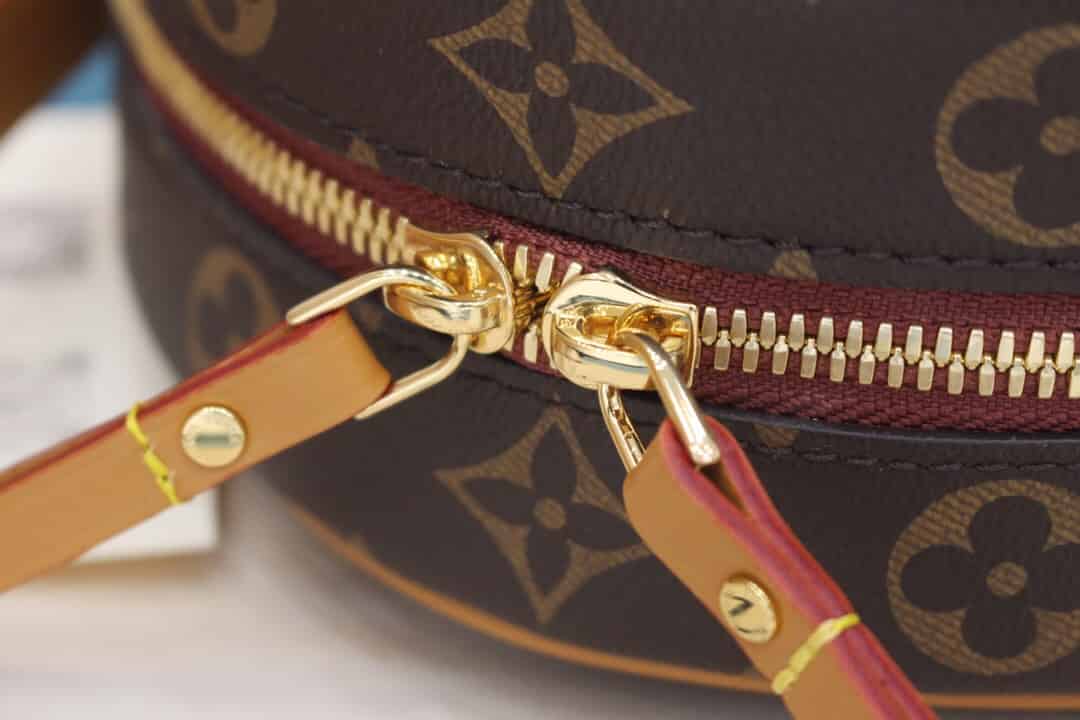 LV 2020新款老花圆饼包小号女包单肩斜挎包 M45149