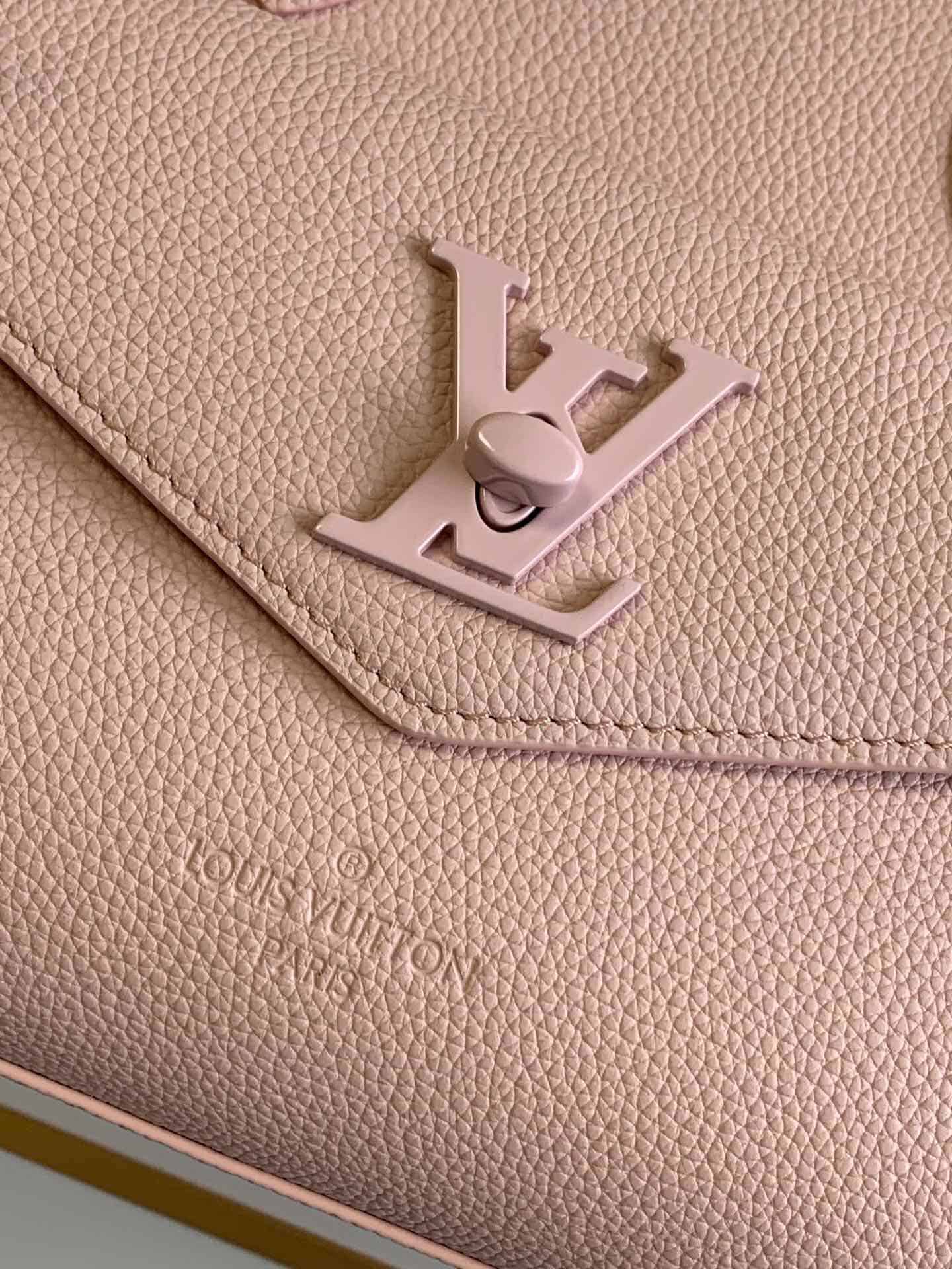 LV LOCKME TOTE 小号手袋 M55845 M55817 M55818