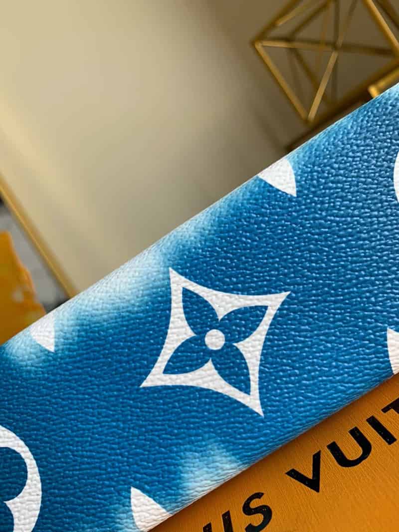 lv2020夏日系列扎染渐变蓝色escale化妆包m69138