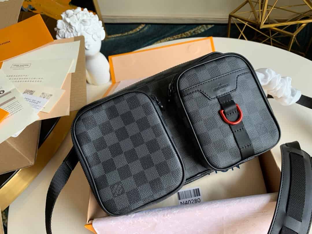 LV N40280 Damier Graphite黑格Utility邮差包