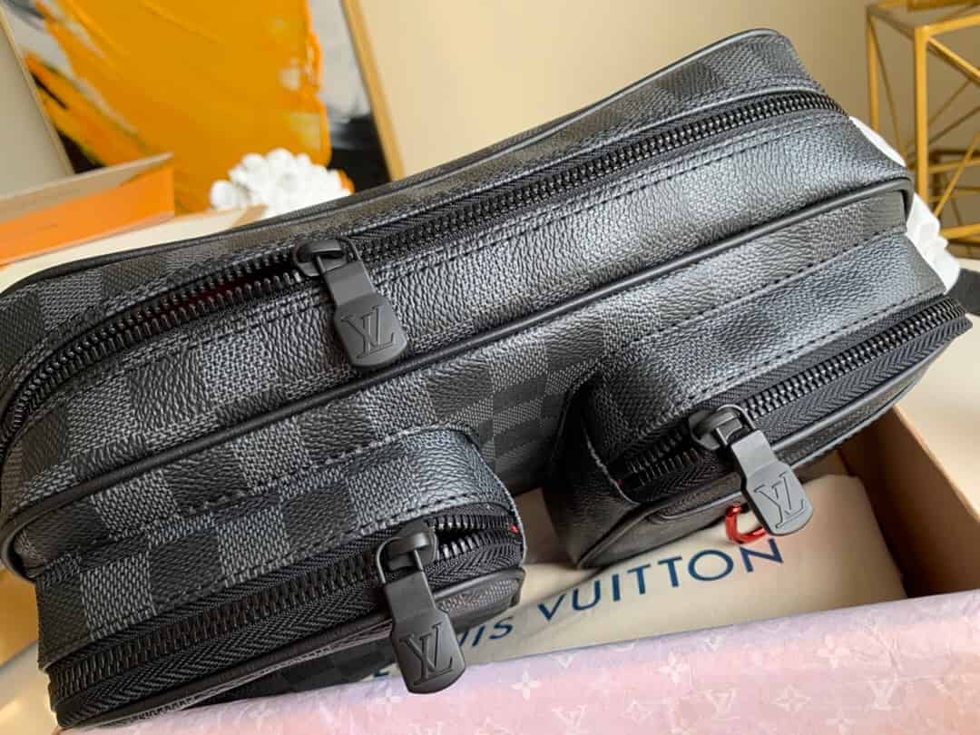 LV N40280 Damier Graphite黑格Utility邮差包