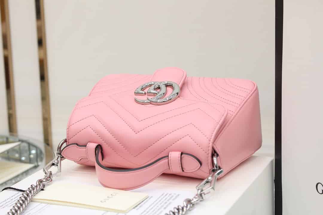 Gucci/古驰 GG Marmont系列迷你手提包 547260 DTDIP 5815