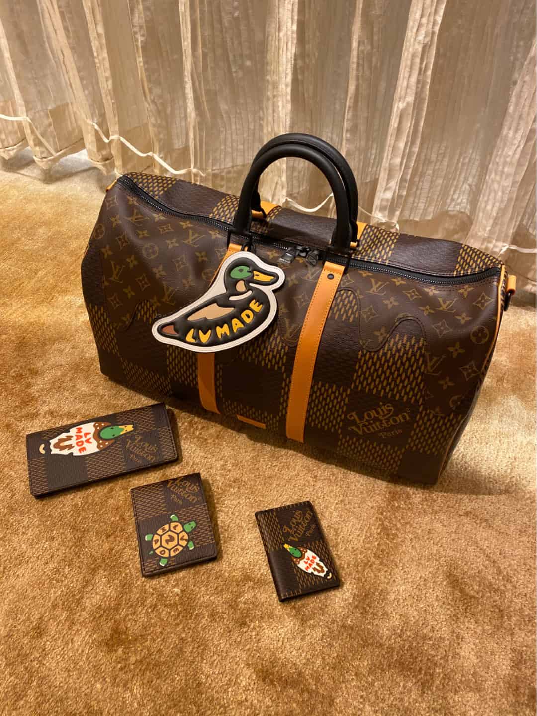 LV N60396 X NIGO限量联名系列乌龟图案Multiple钱夹