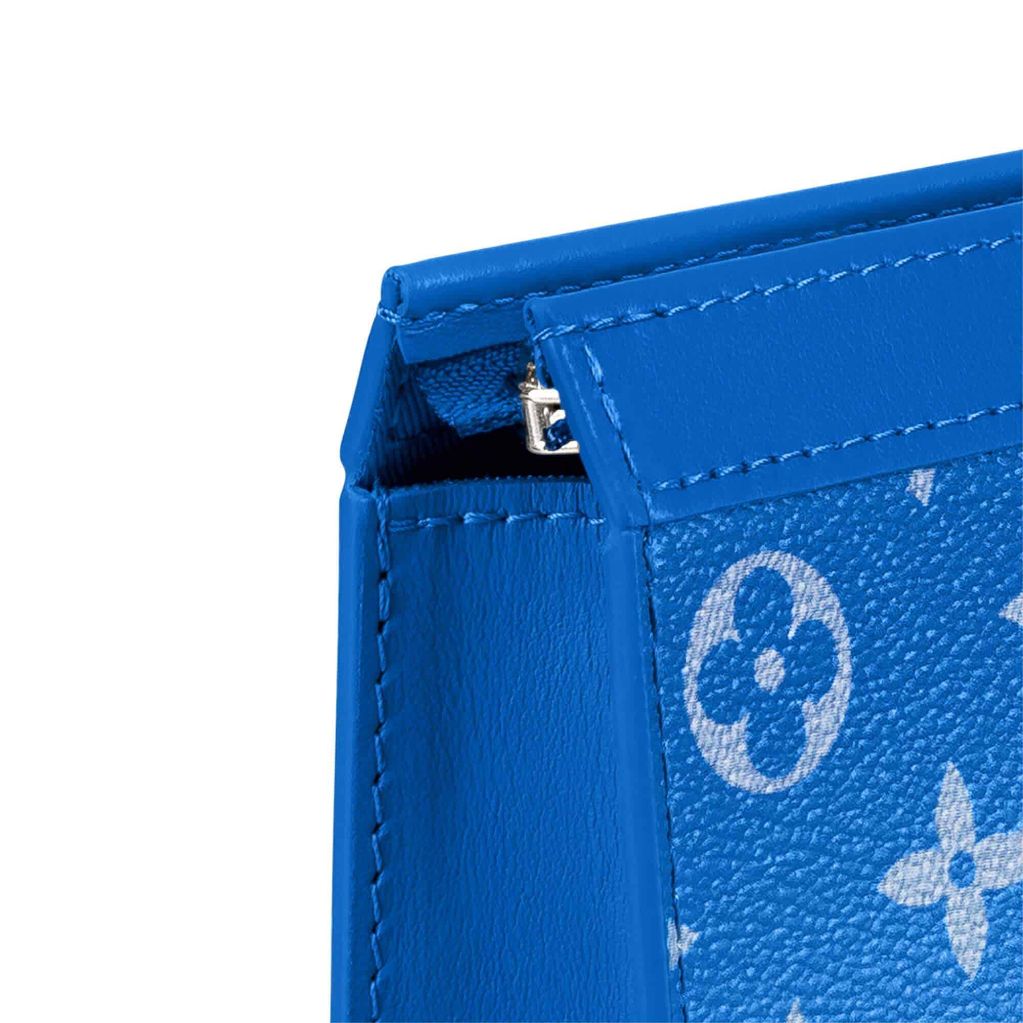 LV M45480 蓝天白云朵系列Pochette Voyage手拿包