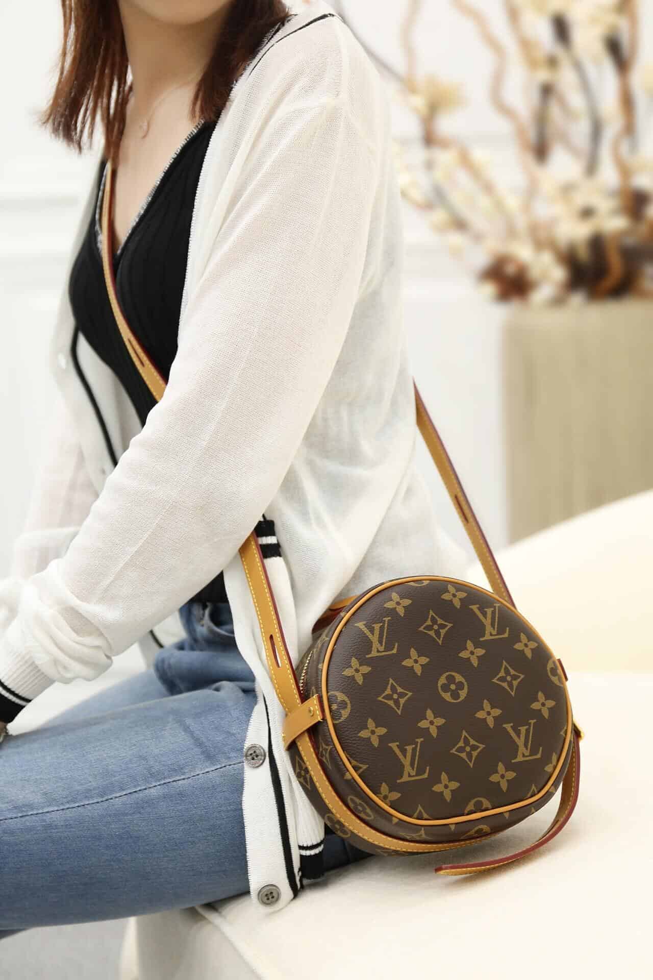 LV M45149 BOITE CHAPEAU SOUPLE PM