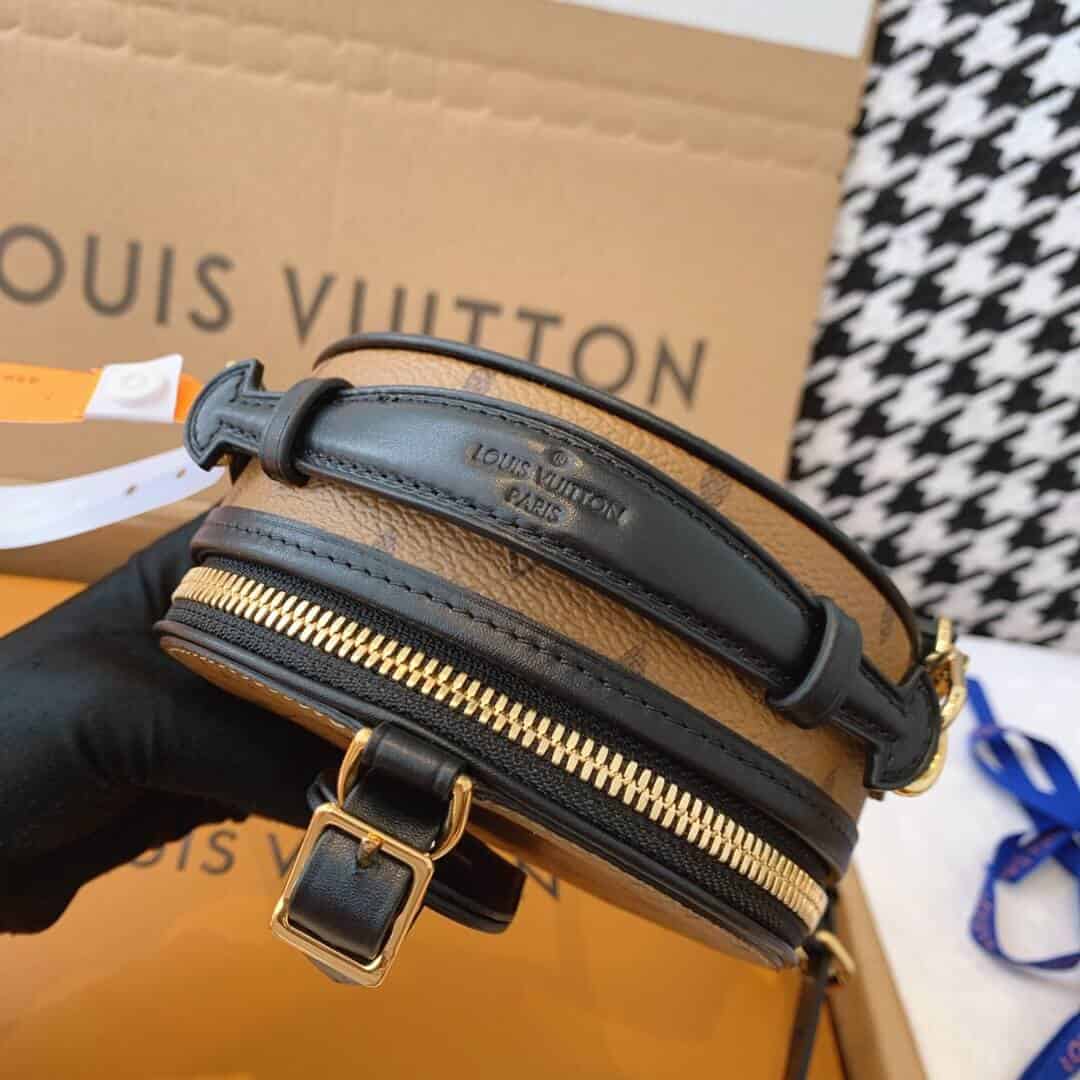 LV M68276 MINI BOITE CHAPEAU