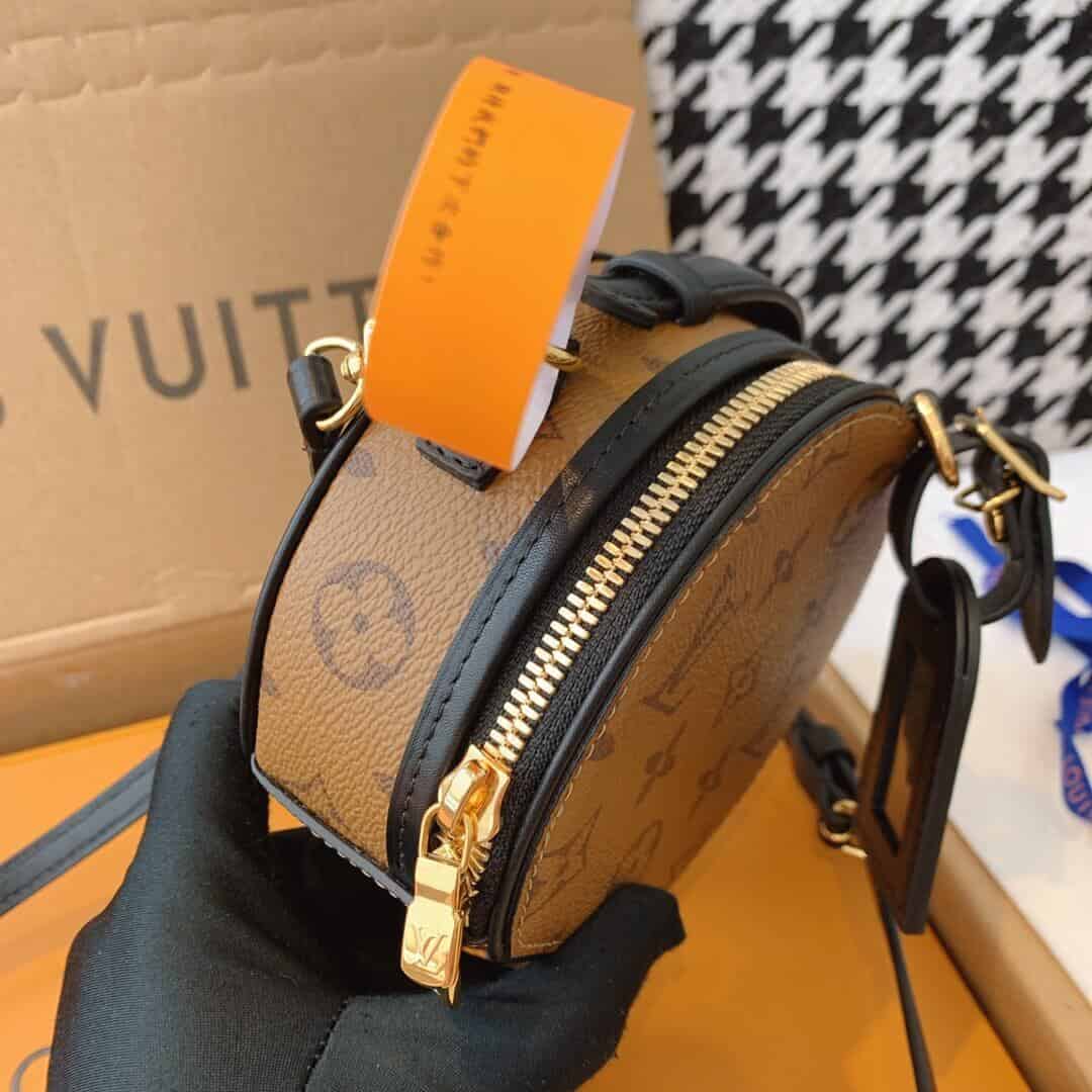 LV M68276 MINI BOITE CHAPEAU