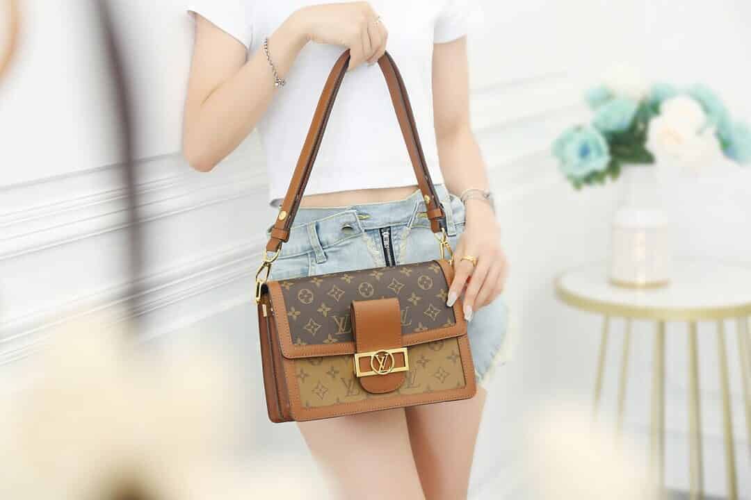 LV Dauphine MM Monogram in Brown – Handbags M44391