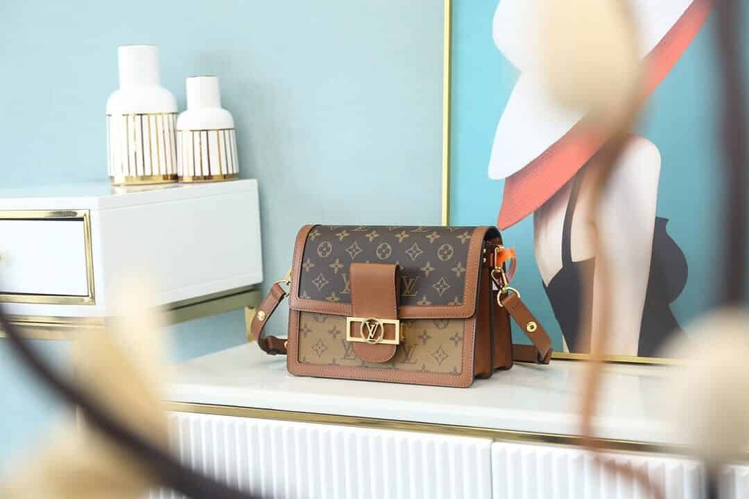 LV Dauphine MM Monogram in Brown – Handbags M44391
