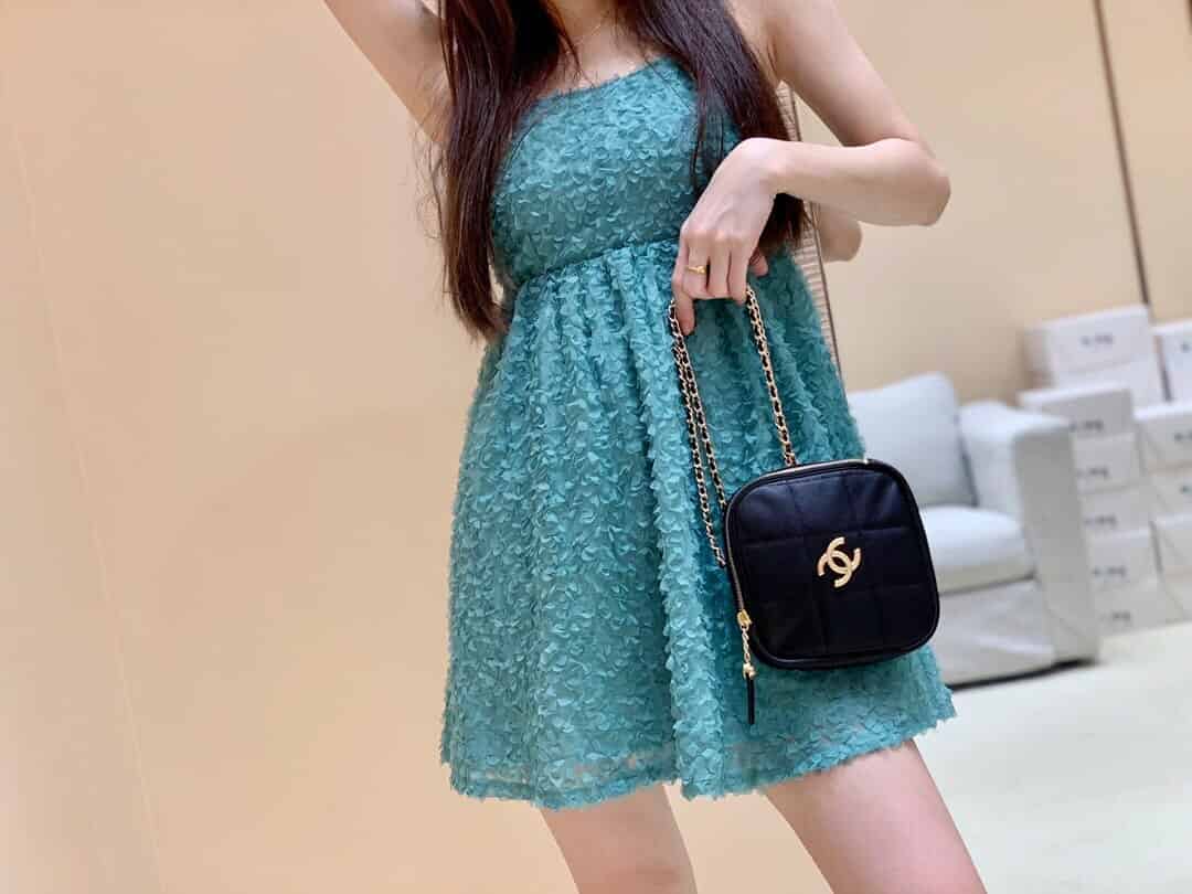 Chanel 2020秋冬新款小号钻石包 AS2201 B04571 94305