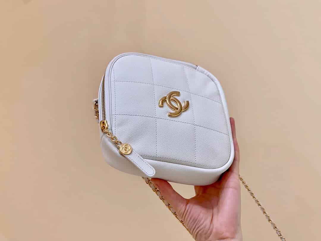 Chanel 2020秋冬新款小号钻石包 AS2201 B04571 10601