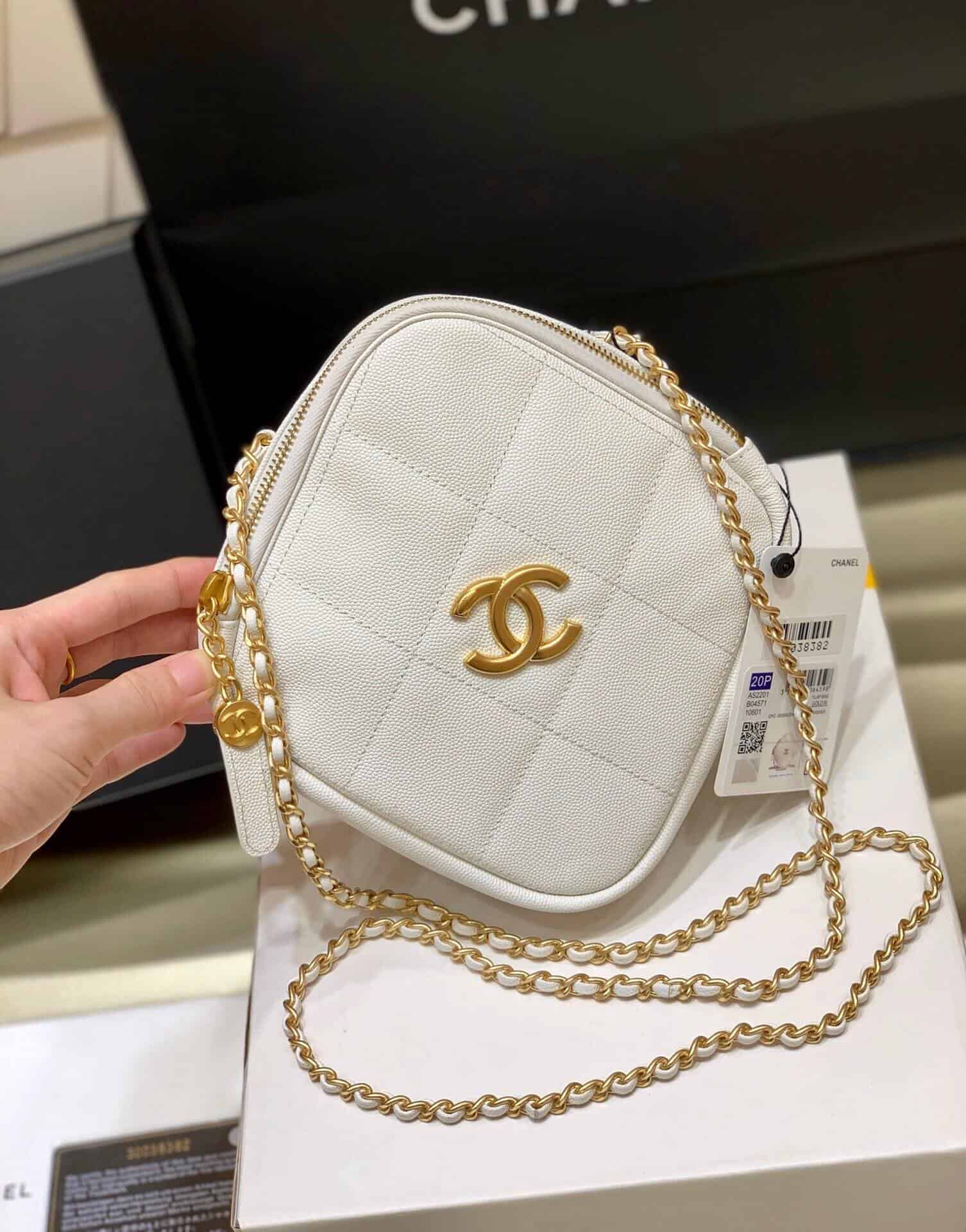 Chanel 2020秋冬新款小号钻石包 AS2201 B04571 10601