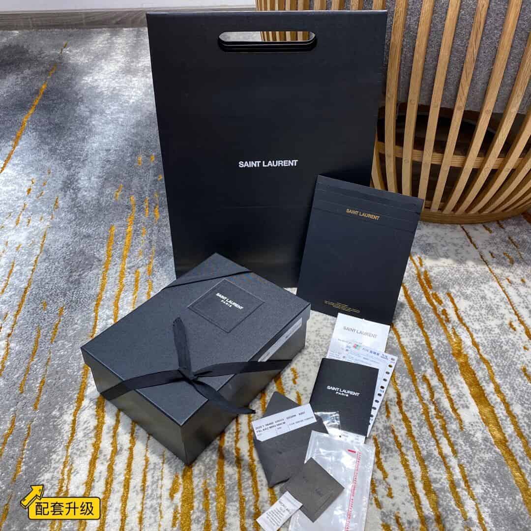 Saint Laurent YSL LOULOU PUFFER Bag 6203331EL001000