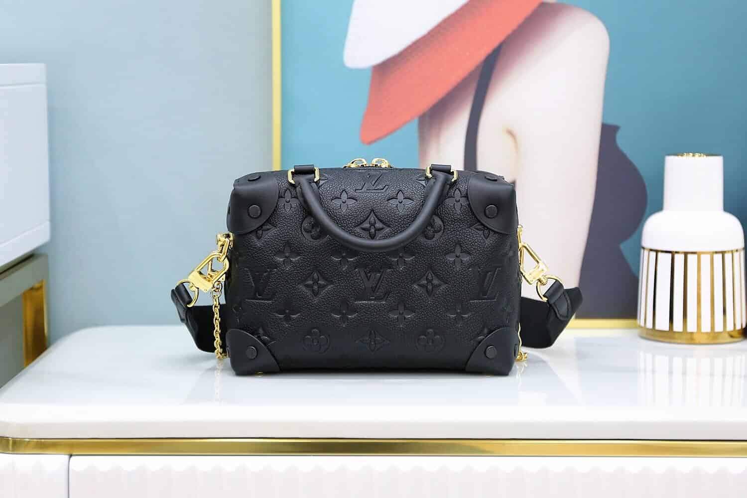 Louis Vuitton LV M45393 Petite Malle Souple 盒子斜跨包