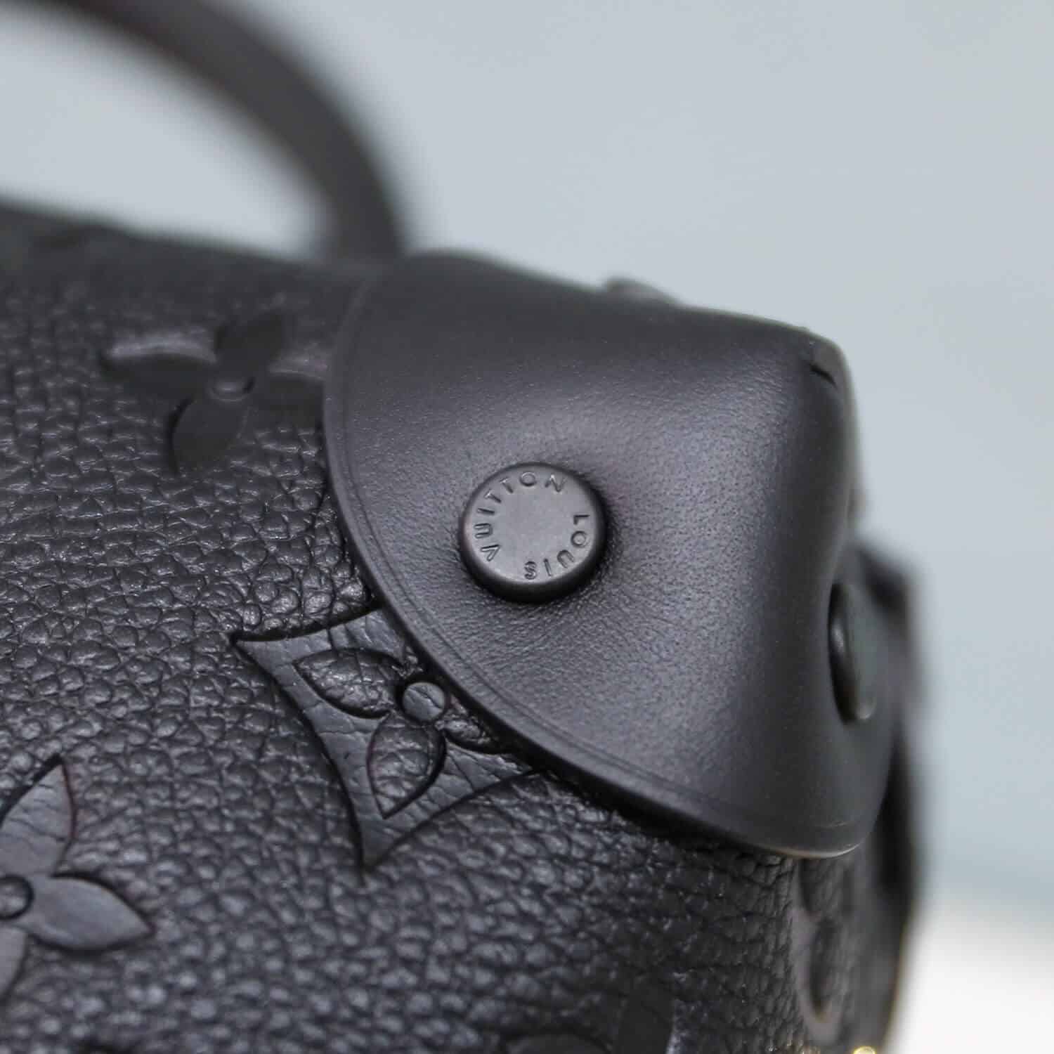 Louis Vuitton LV M45393 Petite Malle Souple 盒子斜跨包