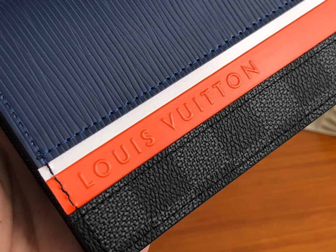 Louis Vuitton LV M69540 Brazza 钱夹