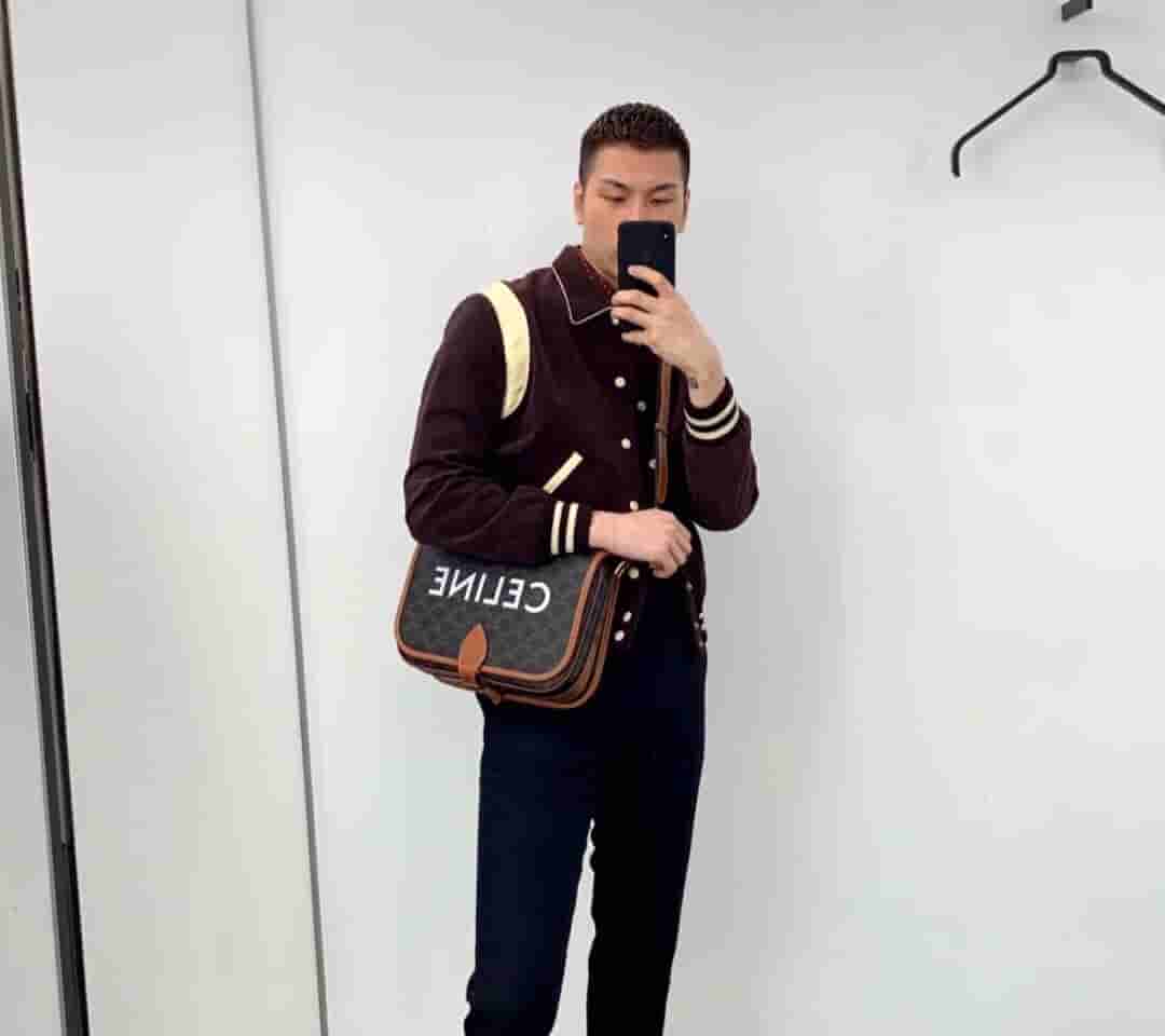 Celine Folco 标志印花邮差包 193902BZK.04LU