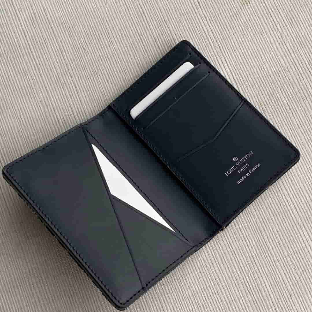 Louis Vuitton LV M80025 口袋钱夹